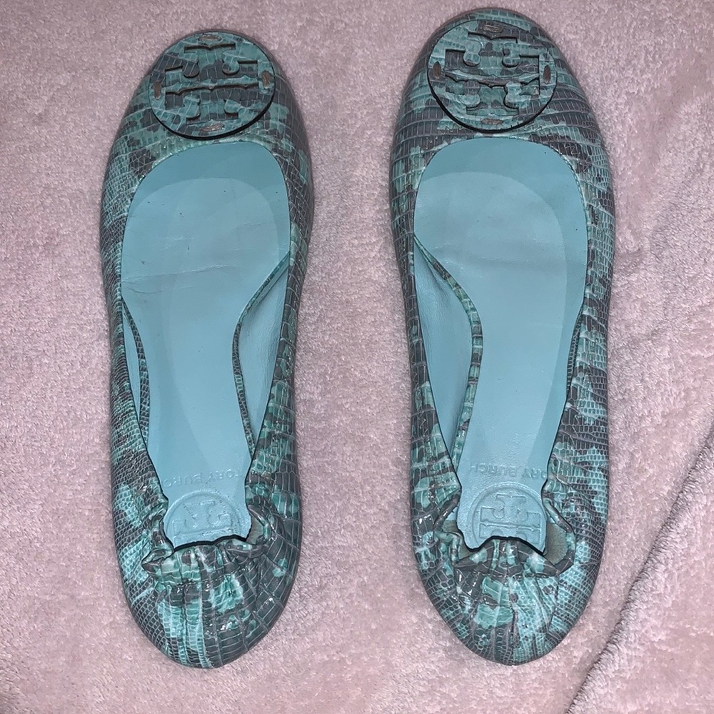 Tory Burch rare mint flats - Picture 2 of 5